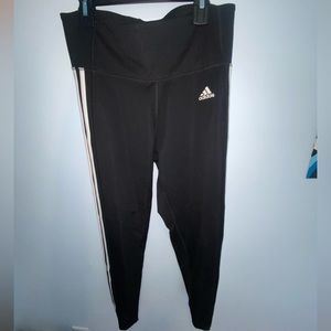 Adidas medium black leggings